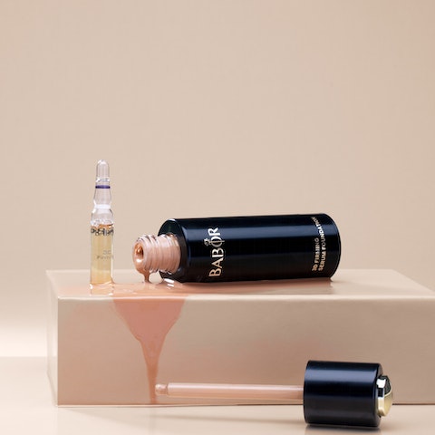 Тональный Флюид 3D Лифтинг, тон 03 натуральный